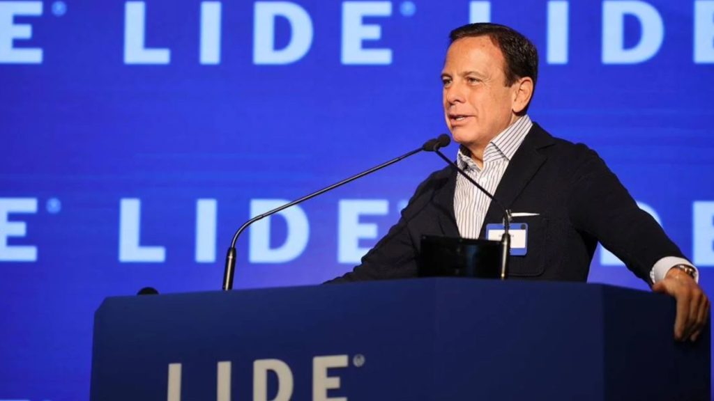 Diante das recentes movimentações políticas em Washington, o ex-governador de São Paulo, João Doria, analisou o panorama econômico e diplomático entre os dois países