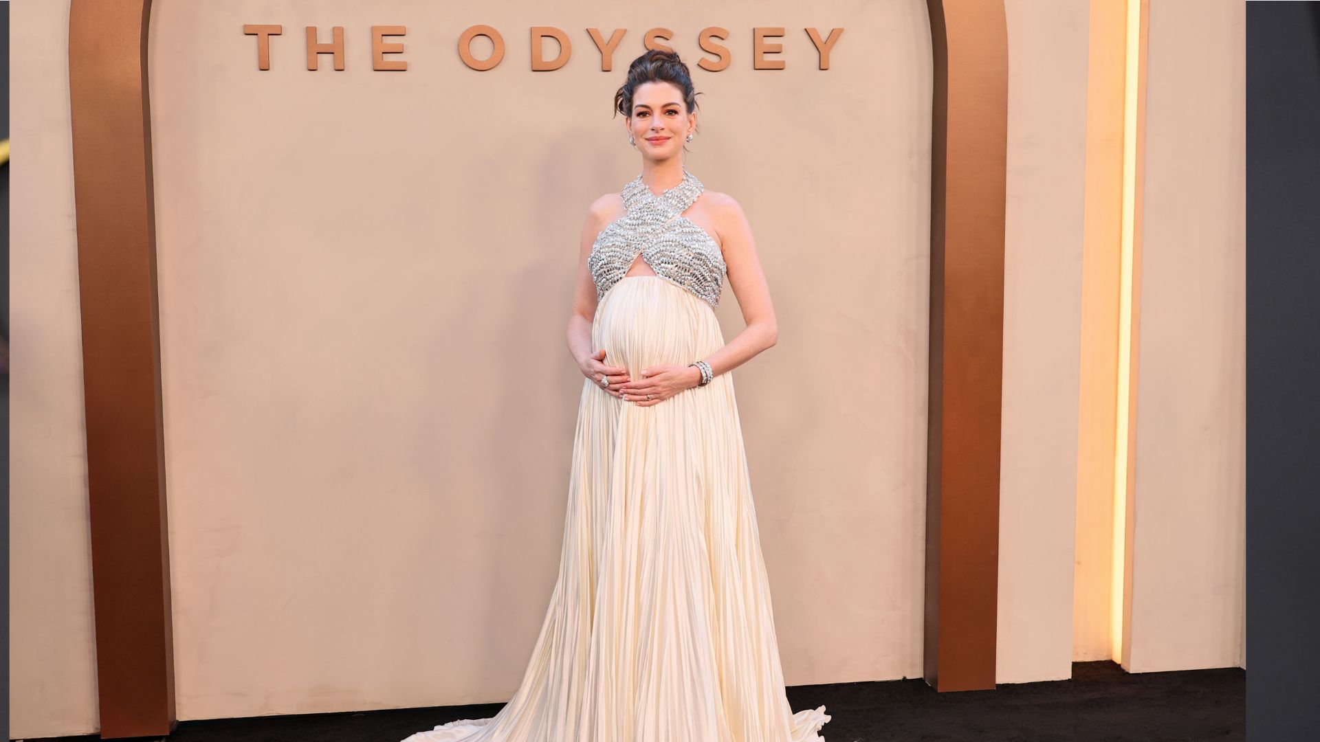Anne Hathaway celebra fase de ouro no cinema e faz revelação