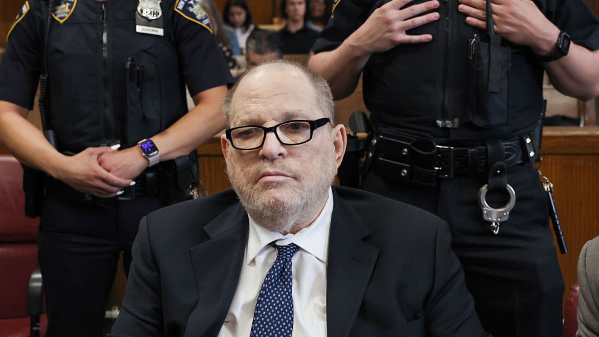 Ex-produtor Harvey Weinstein é internado às pressas em estado grave após insuficiência cardíaca em prisão