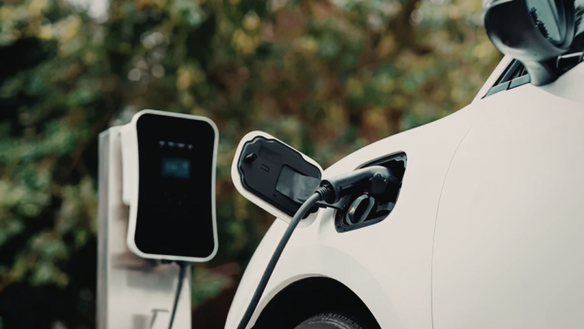 BEV, PHEV e MHEV: entenda a verdadeira diferença entre os motores que invadiram as ruas - QTU Questões do Universo