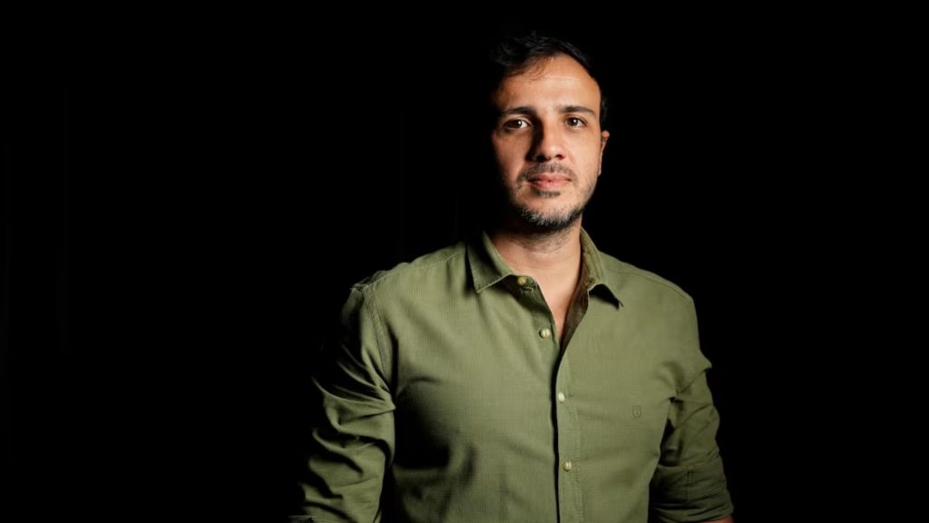 Entenda por que o TSE bloqueou redes e recursos da campanha de Renan Santos
