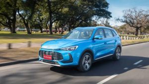 Morris Garage lança SUV híbrido de 191 cv a preço imbatível para desbancar rivais