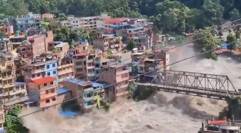Nepal calcula prejuízo de até US$ 5 bilhões e solicita socorro internacional