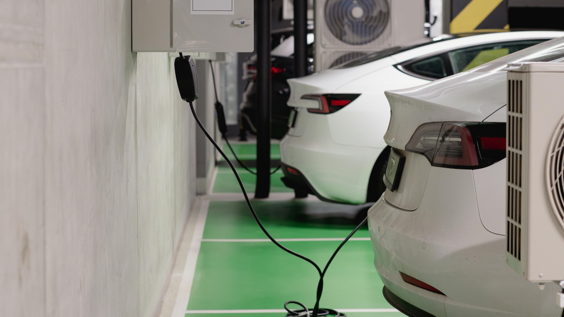 Carros elétricos e híbridos no Brasil atingem 22% das vendas e frota beira 1 milhão - Foto