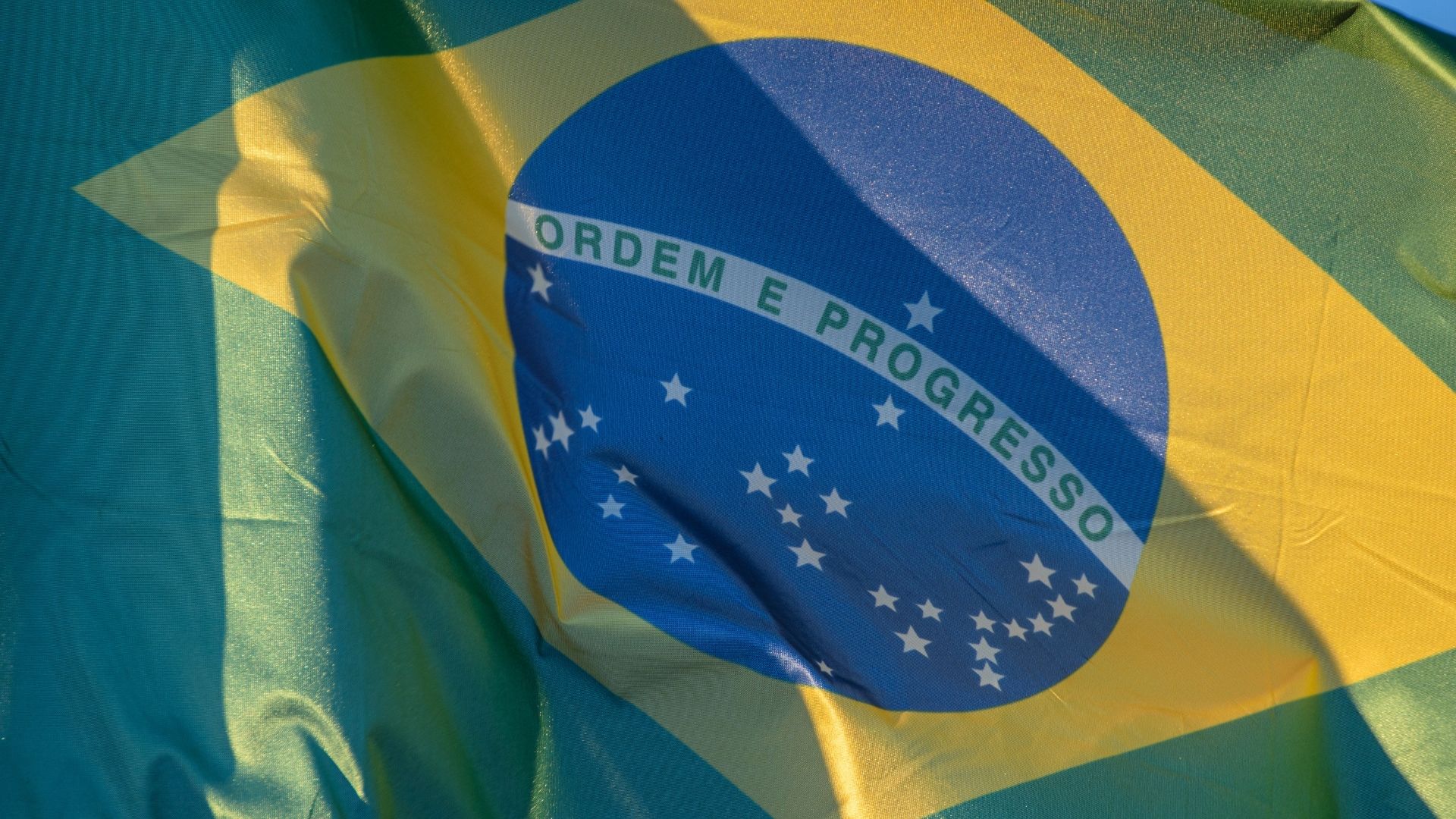 “Quem somos”: estudo revela como o orgulho de ser brasileiro resiste à crise nas instituições - Foto