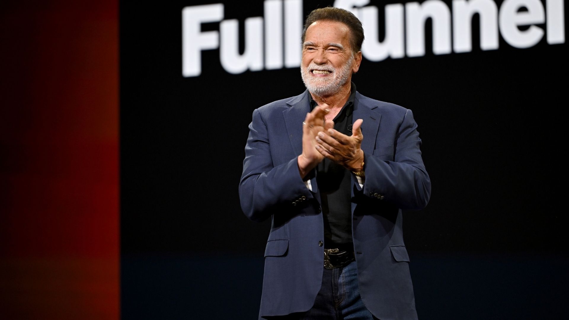 Arnold Schwarzenegger fez acordo inusitado por figurino de ‘Batman & Robin’ - Foto
