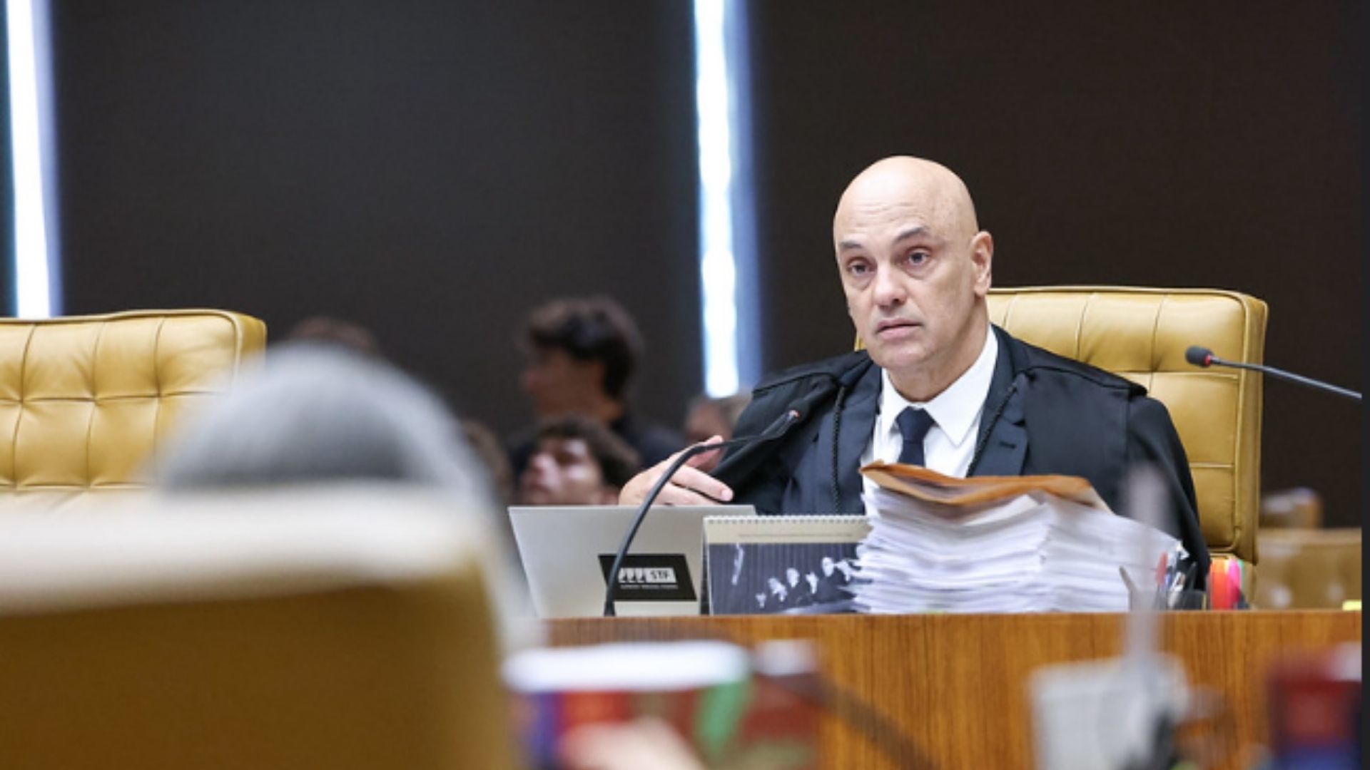 Em 1ª manifestação, Moraes nega favorecimento a Vorcaro no STF, rebate vazamento e cita ‘vingança’