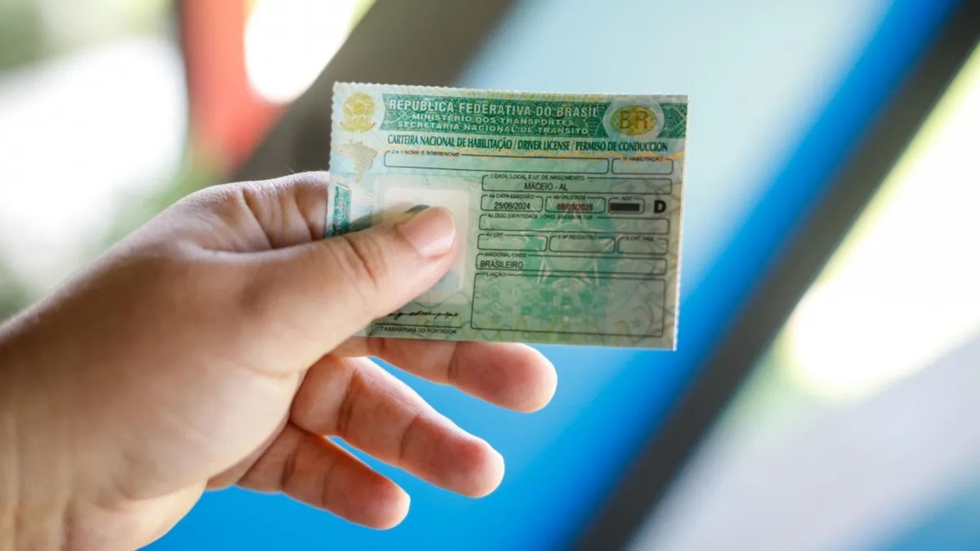 Projeto de lei quer acabar com o bloqueio da CNH por atraso no documento ou licenciamento do veículo