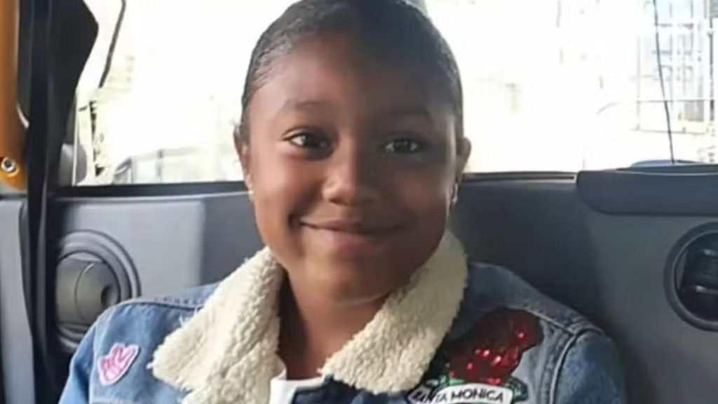 Tragédia em Londres: Menina de 12 anos sofre reação alérgica fatal após tomar milkshake contaminado em cafeteria - reprodução