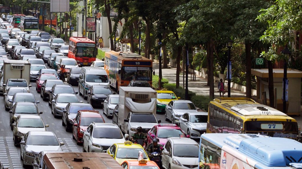 O preço da invasão: o alerta da Tailândia sobre o impacto dos carros chineses - Canva