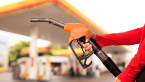 Adeus, gasolina batizada? Nova tecnologia da Stellantis vai denunciar postos irregulares