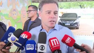 André Mendonça vota em Brasília e destaca novo ciclo no país