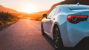 Por que carros híbridos gastam mais gasolina na estrada do que na cidade?