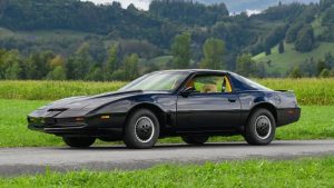 Réplica lendária do K.I.T.T. de ‘A Supermáquina’ pode ser vendida por até R$ 3,6 milhões em leilão