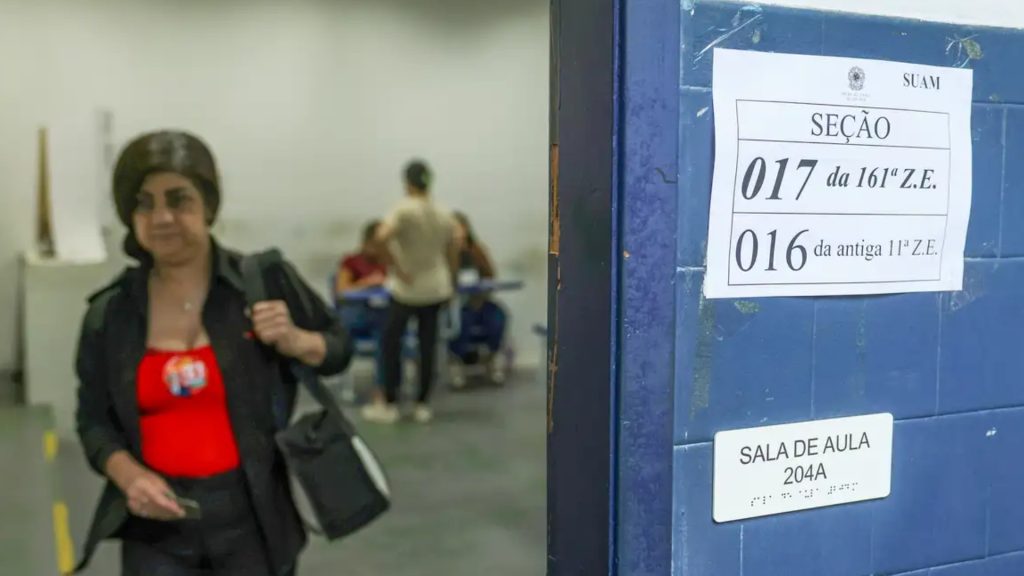 Prorrogação de votação gera dúvidas no eleitor