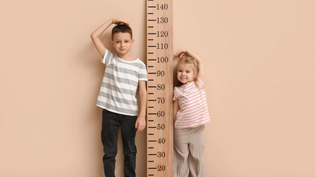 Alta estatura infantil merece atenção, mas nem sempre indica um problema de saúde