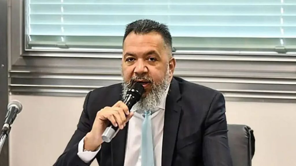 Márcio-Canella