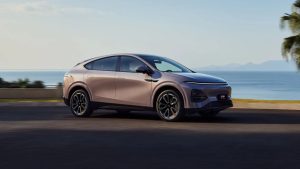 Xpeng chega ao Brasil em 2027 e prepara estreia com SUVs elétricos de até 575 cv