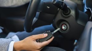 Deixar a chave na ignição cancela o seguro do carro? STJ decide caso