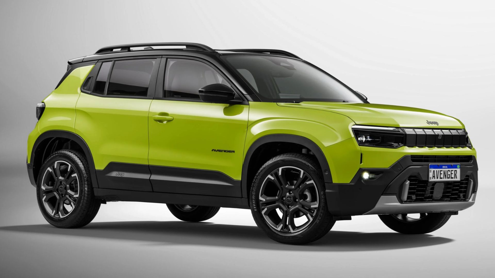 Jeep Avenger surpreende a Stellantis e versão de entrada vira campeã de vendas no Brasil