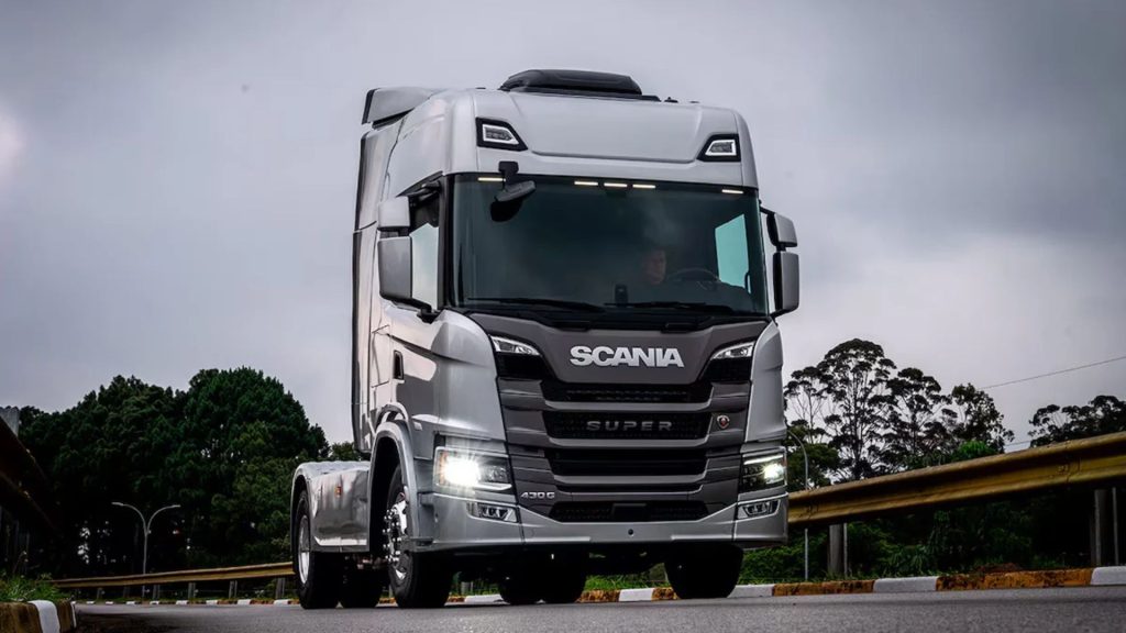 Motores Scania Super 11 litros fabricante antecipa novidades para a Fenatran 2026