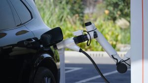 Venda de elétricos cresce 20 vezes em 4 anos no país